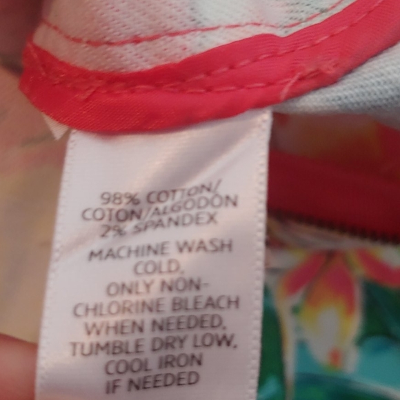 LOFT Ann Taylor Tropical Floral  Pencil Skirt.  00 petite. 🌺 - Picture 13 of 13